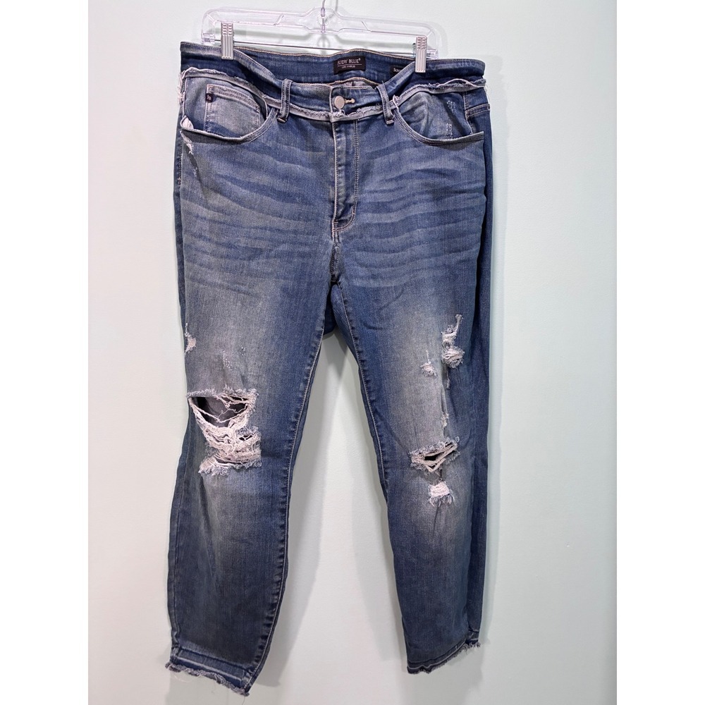 Judy Blue Skinny Jeans 20W Medium Wash Distressed Raw Hem